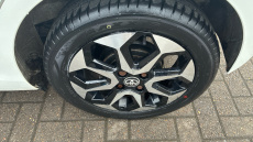 Toyota Aygo 1.0 VVT-i X-Trend 5dr x-shift Petrol Hatchback